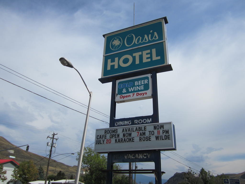 Oasis Hotel Cache Creek Bagian luar foto