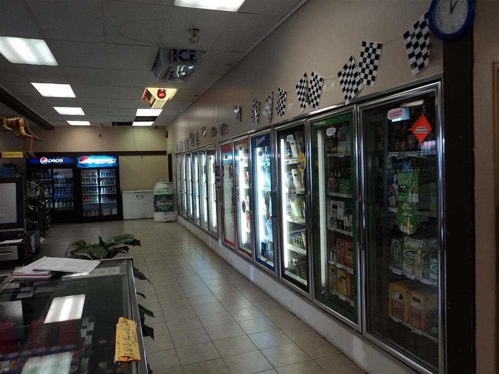 Oasis Hotel Cache Creek Bagian luar foto