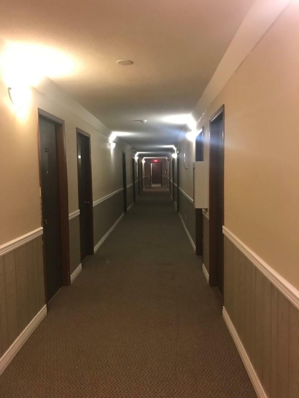 Oasis Hotel Cache Creek Bagian luar foto