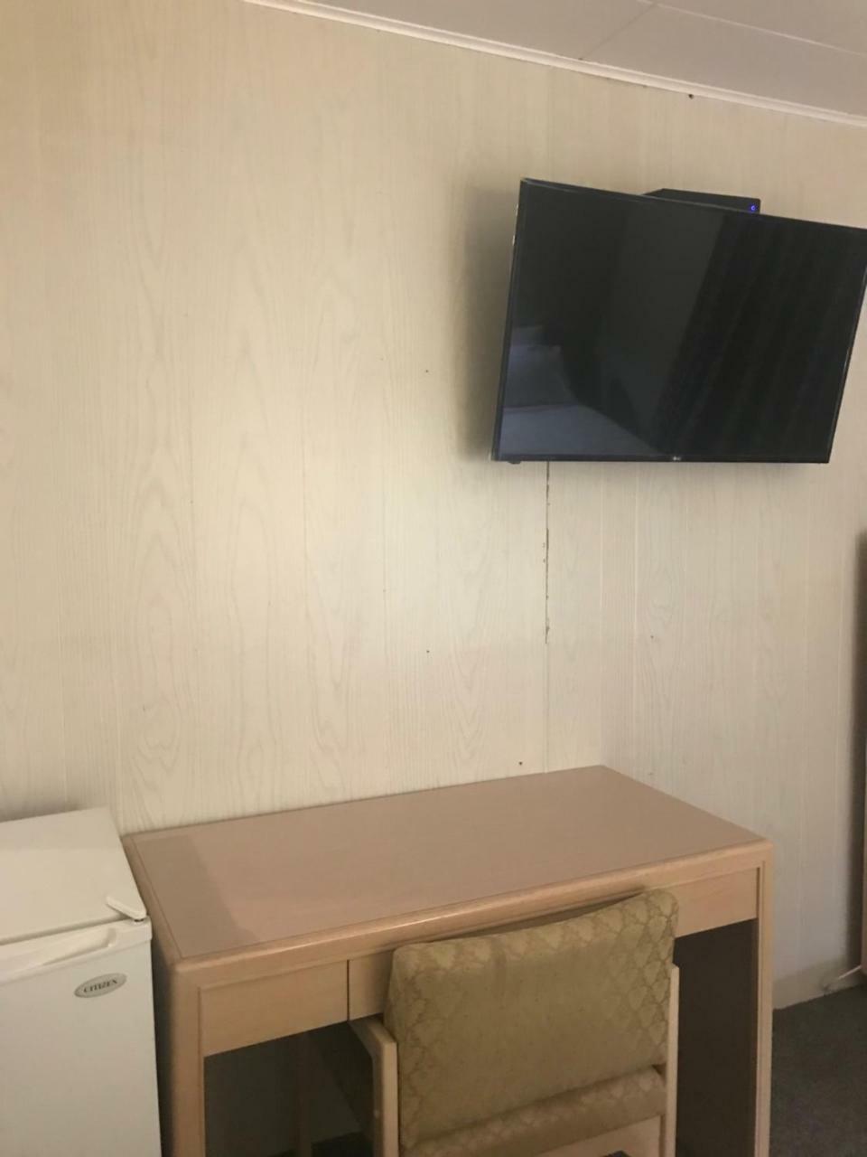 Oasis Hotel Cache Creek Bagian luar foto